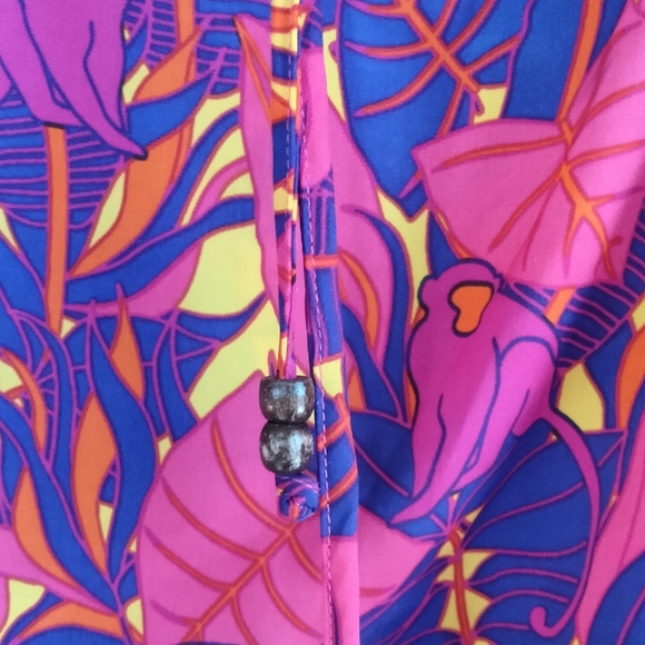 Rose + Olive Pink & Purple Blouse Top W/ Moneys And Leaf Pattern Ruffle - Large - Picture 7 of 12